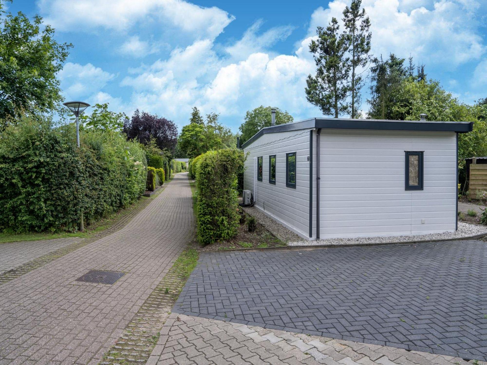 Cozy Chalet In Stegeren With A Terrace Exterior foto